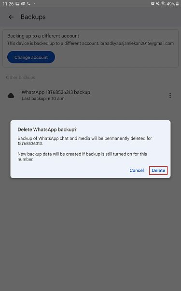 Pop-upwaarschuwing die bevestigt dat de WhatsApp-back-up wordt verwijderd uit de map Google Drive-back-ups