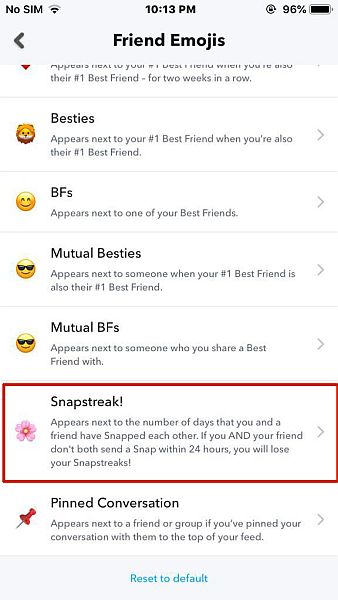 علامة تبويب الرموز التعبيرية المخصصة من Snapchat لـ iPhone مع تمييز خيار snapstreak